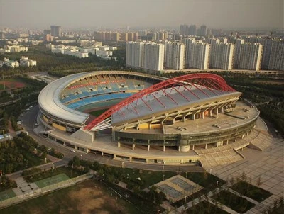 Stadion Sepak Bola Struktur Baja